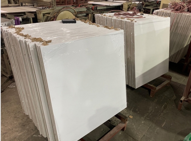 Glassos White Porcelain Tile 32x32